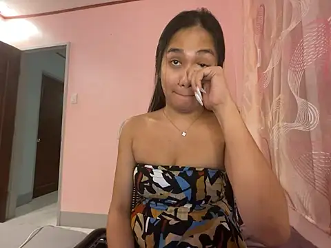 Mira Janee online show from February 10, 7:40 pm