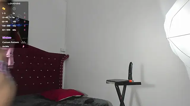 Snapshot of zoe_baby1 chatting on February 27, 11:32 am zoe baby1 online show from February 27, 11:32 am