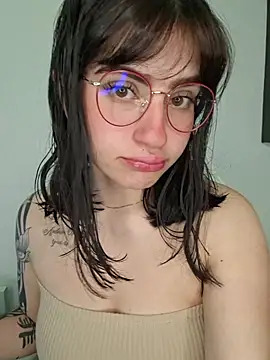 Snapshot of kuritto_ chatting on February 8, 2:04 am kuritto online show from February 8, 2:04 am