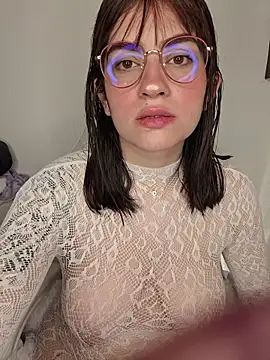 Snapshot of kuritto_ chatting on February 21, 12:00 am kuritto online show from February 21, 12:00 am