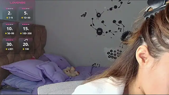 Sweet moon v  online show from March 16, 6:01 pm