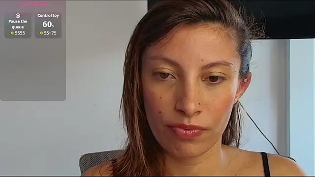 Sweet moon v  online show from April 7, 3:56 pm