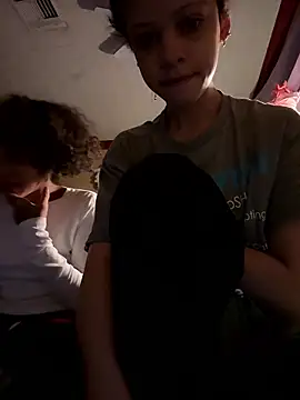 jojosbizarrelyf online show from January 11, 1:05 pm