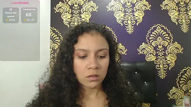 Little18Doll online show from April 11, 3:11 am