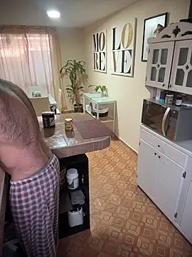 wolfbucker online show from March 25, 1:17 pm