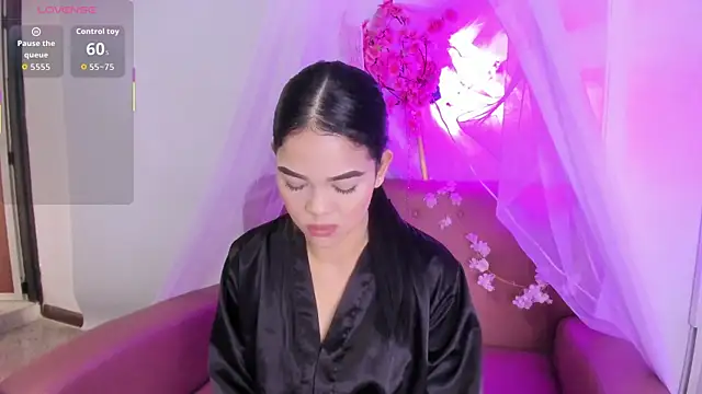 Luna  02 online show from April 1, 1:41 pm