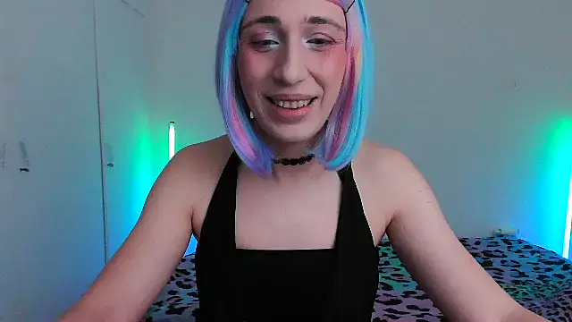 Snapshot of HoneyValentine chatting on February 11, 7:19 pm HoneyValentine online show from February 11, 7:19 pm