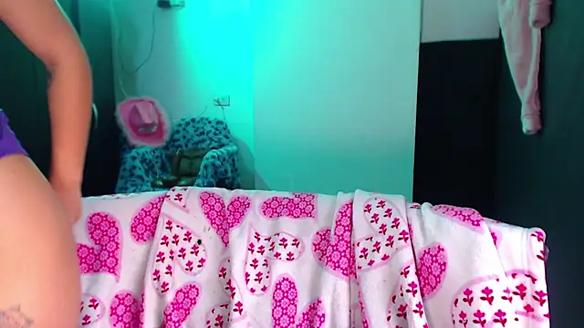 maddiie online show from January 13, 4:34 pm