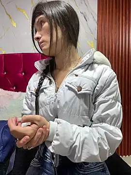 Snapshot of Michelle_ec chatting on February 7, 5:22 am Michelle ec online show from February 7, 5:22 am