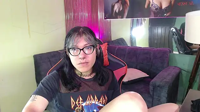 lilith ayanami online show from May 4, 11:28 am