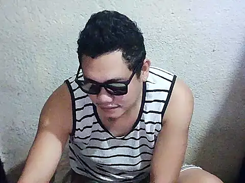 UrAsianGuy90 online show from February 8, 4:05 am