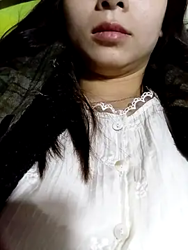 Snapshot of Ruby-224 chatting on February 19, 10:28 pm Ruby-224 online show from February 19, 10:28 pm