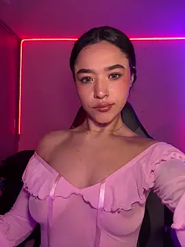 crystal dlun online show from January 16, 4:33 pm