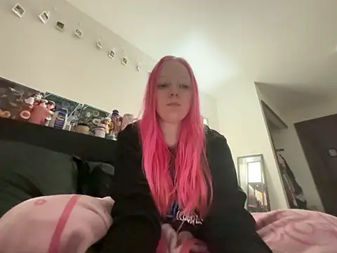 prettygirltracy 12 online show from February 11, 11:15 am