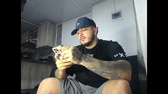 Nero VanHelsing online show from February 11, 4:06 am