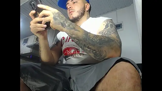 Nero VanHelsing online show from March 27, 8:26 am