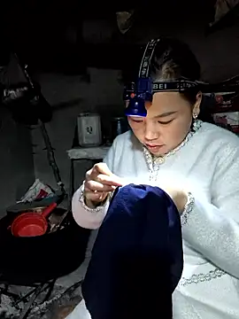 Snapshot of pinkky1 chatting on January 8, 2:19 pm pinkky1 online show from January 8, 2:19 pm