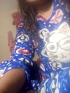 Snapshot of sakina121 chatting on January 14, 6:24 pm sakina121 online show from January 14, 6:24 pm