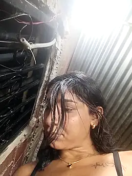 chikivivi- online show from March 18, 1:09 am