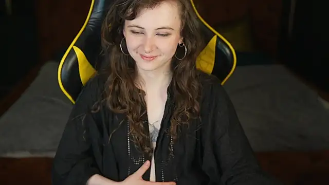 Orly flame online show from May 25, 6:47 pm