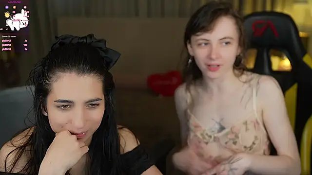 Orly flame online show from May 31, 6:42 pm