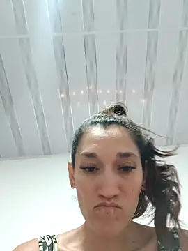 EcoDePiel online show from February 9, 3:10 am