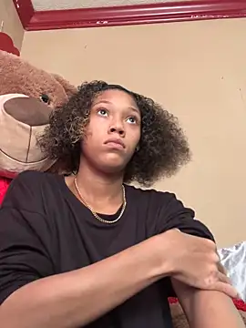 Snapshot of Tamiii420 chatting on February 15, 4:36 pm Tamiii420 online show from February 15, 4:36 pm