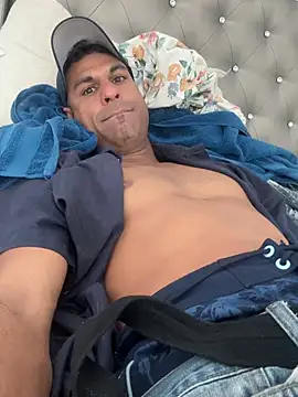 ZF-Athlete online show from February 28, 7:59 pm