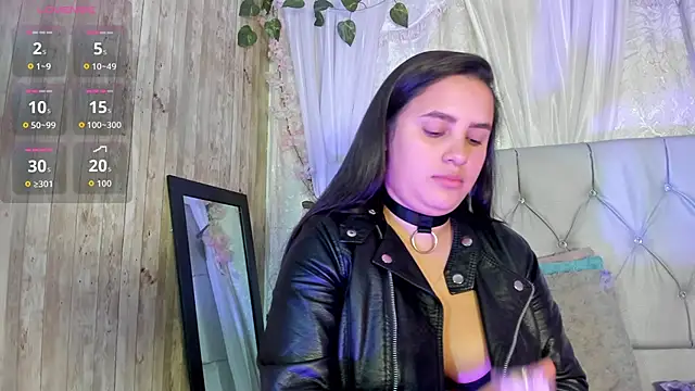 Snapshot of Victoria_Poncce1 chatting on January 13, 12:54 pm Victoria Poncce1 online show from January 13, 12:54 pm