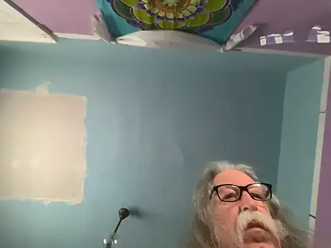 Snapshot of LickYourYoni chatting on February 28, 3:35 pm LickYourYoni online show from February 28, 3:35 pm