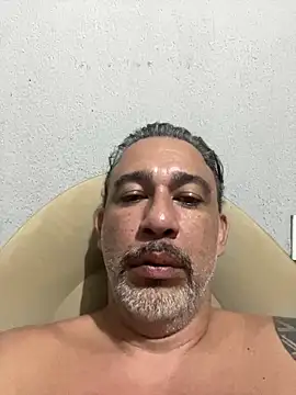 fabbronxer online show from March 1, 7:54 am