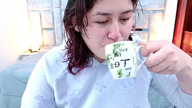 azul veraa online show from February 25, 12:15 pm