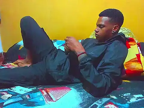 aunstin mohamme online show from March 10, 6:40 am