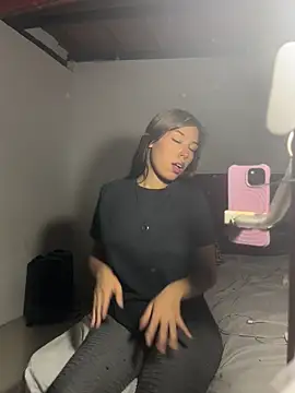 Kitty20205 online show from February 17, 2:52 am