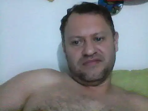 Snapshot of juanpablosmith chatting on January 12, 5:56 am juanpablosmith online show from January 12, 5:56 am