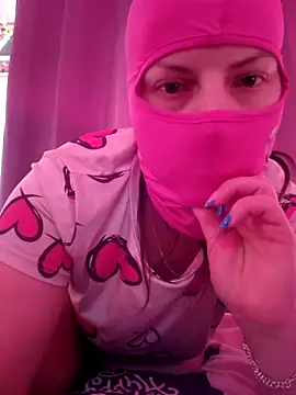 Divana2000 online show from March 2, 8:32 am