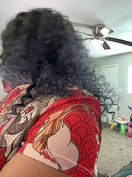 Snapshot of hispinkfreak219 chatting on February 19, 8:49 pm hispinkfreak219 online show from February 19, 8:49 pm