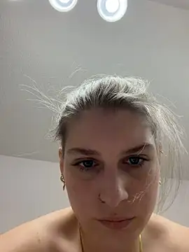 SassynNatty online show from March 11, 2:06 am