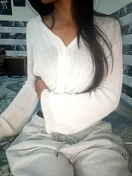 xoxoashi online show from June 4, 7:20 pm