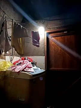 yu--yo online show from April 14, 2:23 pm