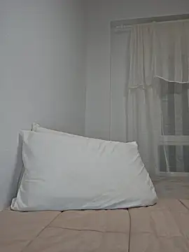 Snapshot of Angelmoon04 chatting on June 21, 3:31 am Angelmoon04 online show from June 21, 3:31 am