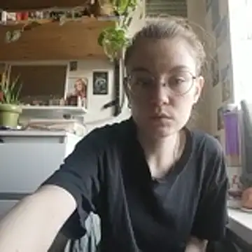 Snapshot of Shy_Bamby chatting on April 16, 10:49 am Shy Bamby online show from April 16, 10:49 am