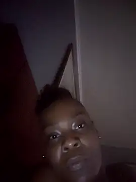 BigbootyHoe27 online show from January 7, 3:03 pm