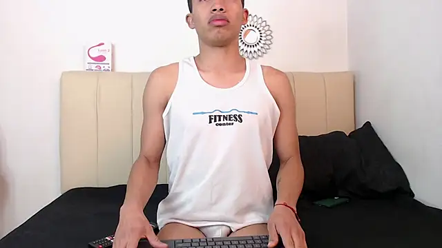 BayronSantana online show from February 6, 1:10 am