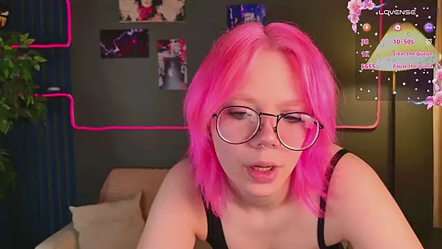 Waifu Ketrin online show from May 26, 7:26 am