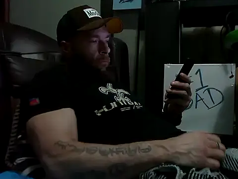 Snapshot of Numba1dad_ chatting on January 8, 9:28 pm Numba1dad online show from January 8, 9:28 pm