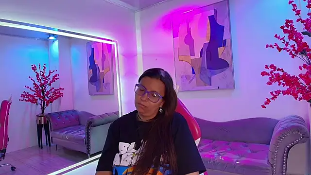 Amber  rouge online show from March 1, 3:14 pm