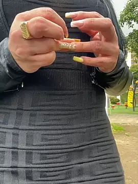 nathacha1230 online show from April 14, 8:15 pm