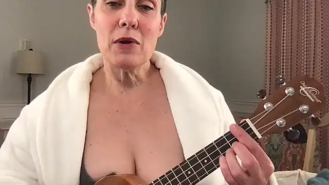 StrongSoftSexy online show from January 10, 2:02 am