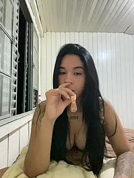 aslhey sandova online show from March 31, 11:38 pm